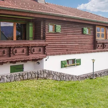2 Bedroom Awesome In Moravice